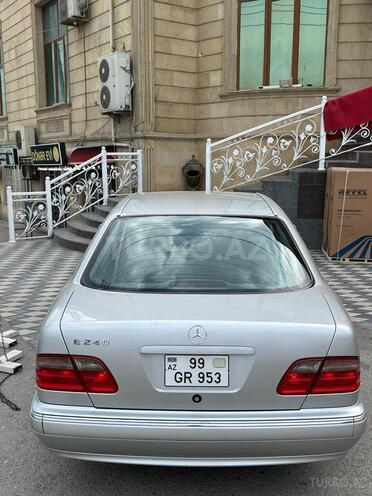 Mercedes E 240 2000, 230,000 km - 2.6 l - Bakı