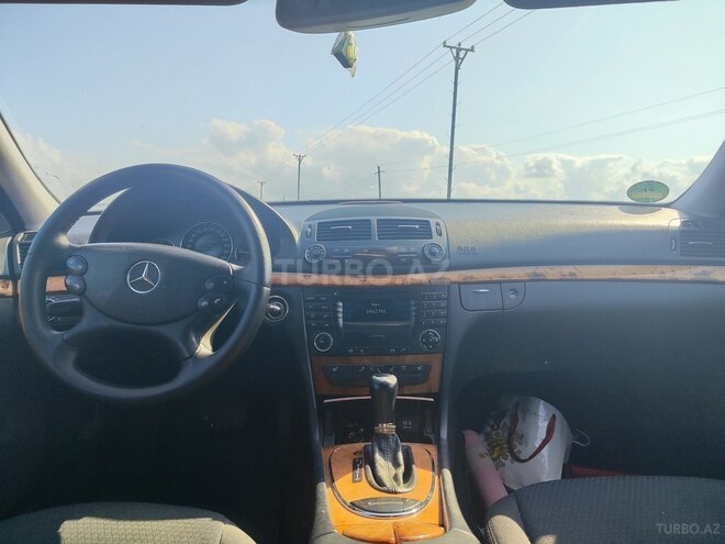 Mercedes E 220 d 2006, 370,000 km - 2.2 л - Salyan