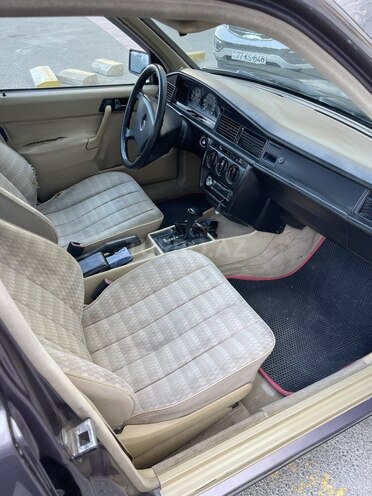 Mercedes 190 1992, 328,000 km - 1.8 л - Bakı