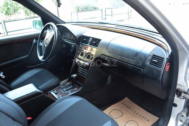 Mercedes C 200 1995, 397,000 km - 2.0 l - Bakı