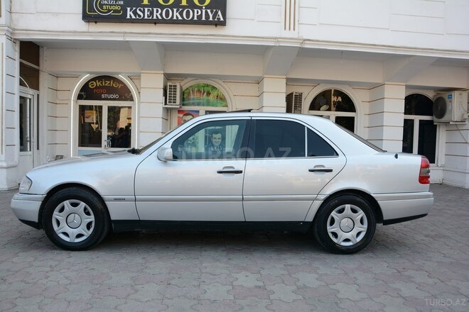 Mercedes C 200 1995, 397,000 km - 2.0 l - Bakı