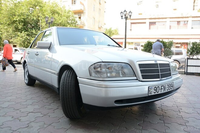 Mercedes C 200 1995, 397,000 km - 2.0 l - Bakı
