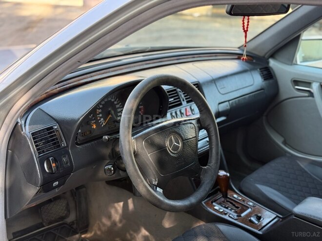 Mercedes C 240 1999, 280,000 km - 2.4 l - Bakı