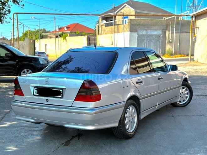 Mercedes C 240 1999, 280,000 km - 2.4 l - Bakı