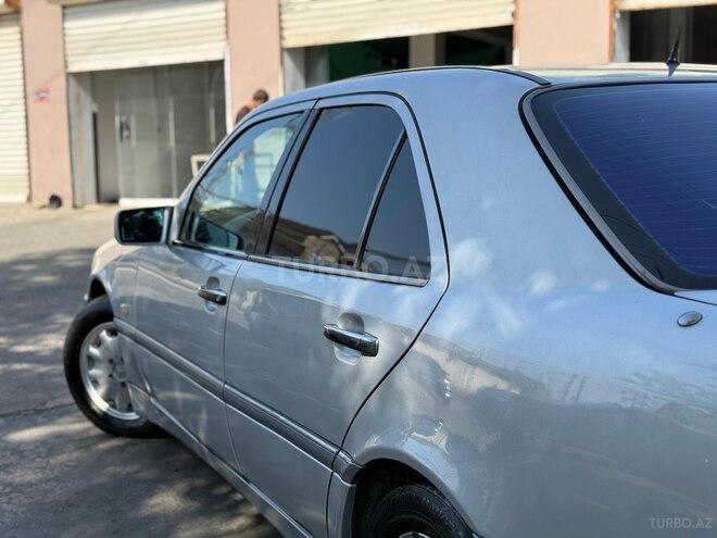 Mercedes C 240 1999, 280,000 km - 2.4 l - Bakı