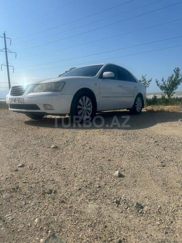 Hyundai Sonata-2