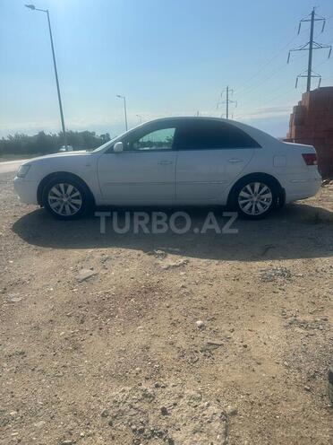 Hyundai Sonata-5