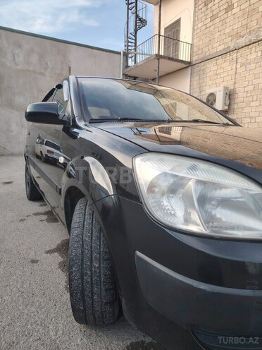 Kia Rio 2006, 300,000 km - 1.5 l - Bərdə