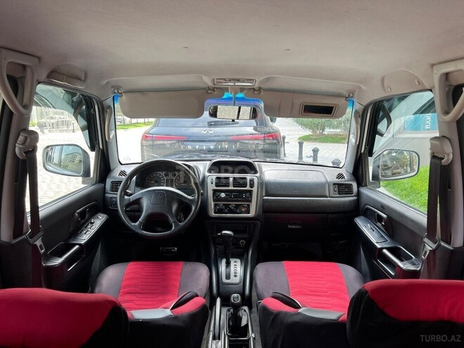 Mitsubishi Pajero io 1999, 233,000 km - 1.8 l - Bakı