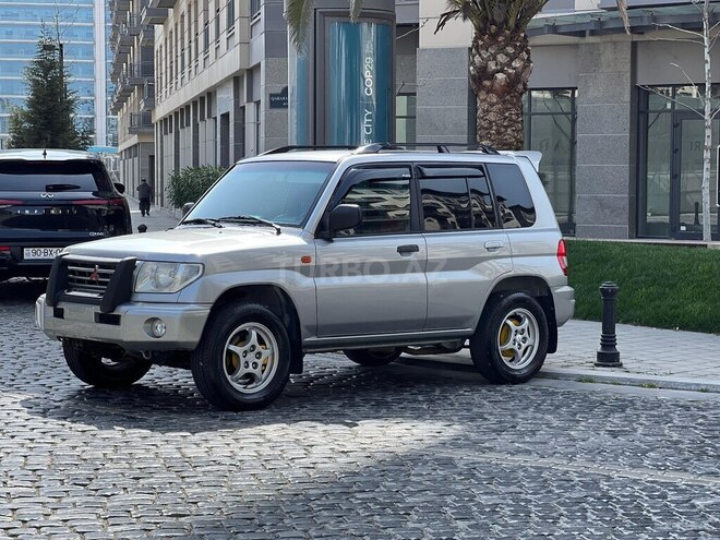 Mitsubishi Pajero io 1999, 233,000 km - 1.8 l - Bakı