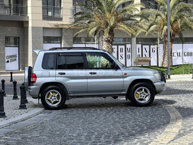 Mitsubishi Pajero io 1999, 233,000 km - 1.8 l - Bakı