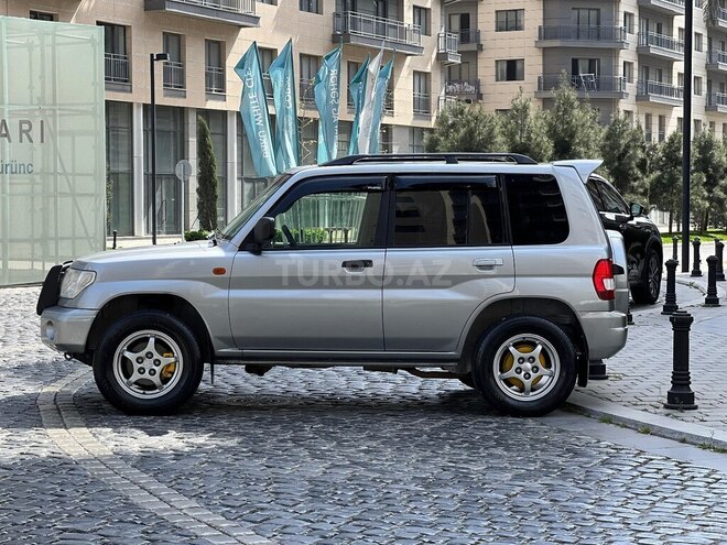 Mitsubishi Pajero io 1999, 233,000 km - 1.8 l - Bakı
