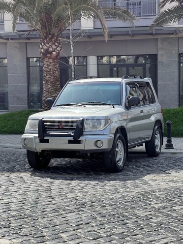 Mitsubishi Pajero io 1999, 233,000 km - 1.8 l - Bakı