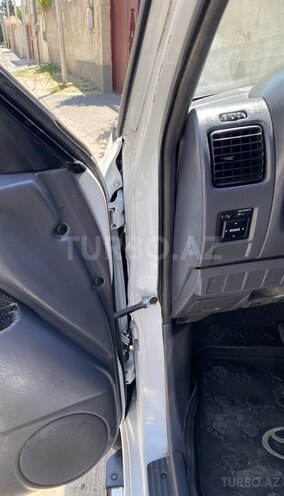 Toyota Land Cruiser Prado 2000, 230,000 km - 3.0 l - Bakı