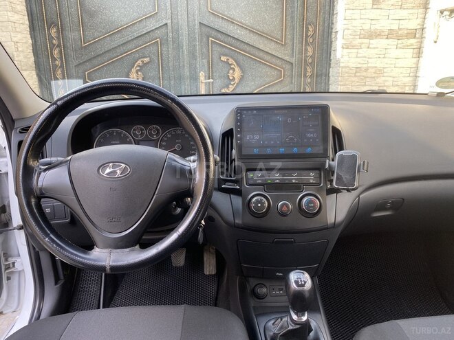 Hyundai i30 2010, 208,000 km - 1.4 л - Bakı
