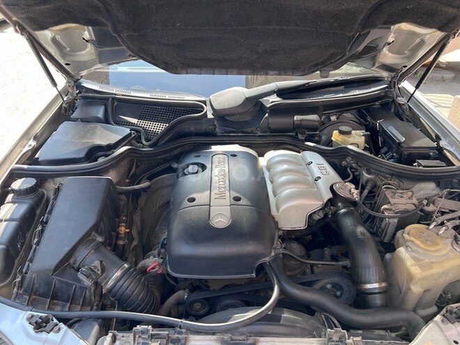 Mercedes E 220 d 1999, 468,461 km - 2.2 l - Bakı