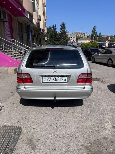 Mercedes E 220 d 1999, 468,461 km - 2.2 l - Bakı