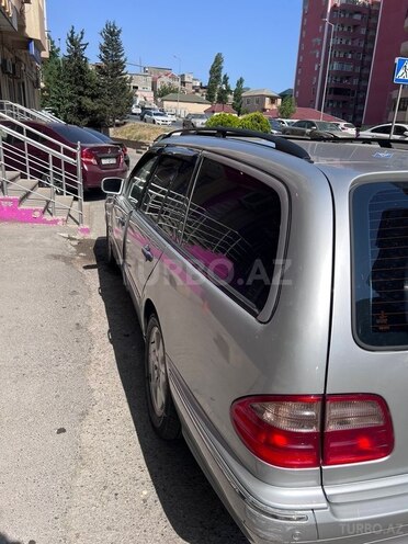 Mercedes E 220 d 1999, 468,461 km - 2.2 l - Bakı