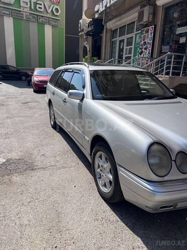 Mercedes E 220 d 1999, 468,461 km - 2.2 l - Bakı