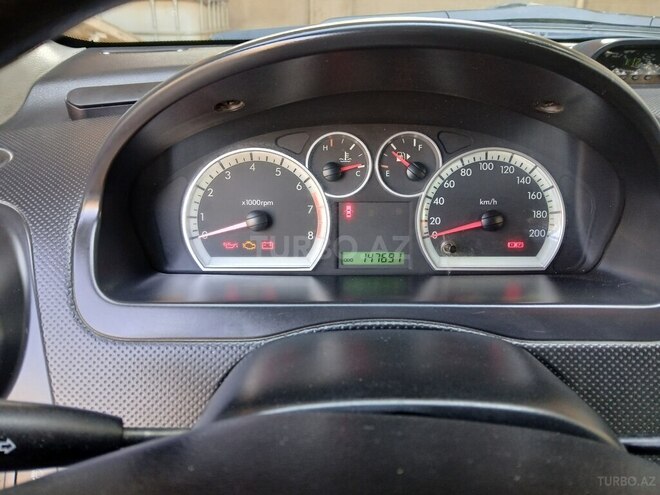 Chevrolet Aveo-3