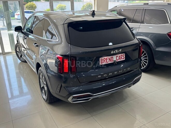 Kia Sorento-16