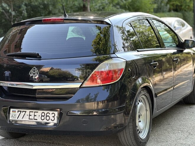 Opel Astra 2005, 210,000 km - 1.4 l - Bakı