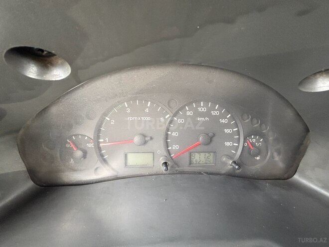 Ford Transit 2003, 254,000 km - 2.4 л - Zaqatala