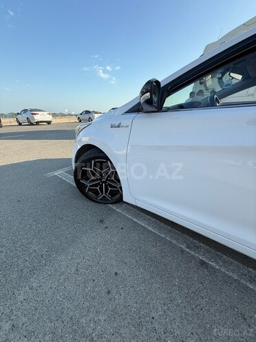 Hyundai Avante 2014, 182,000 km - 1.6 l - Bakı