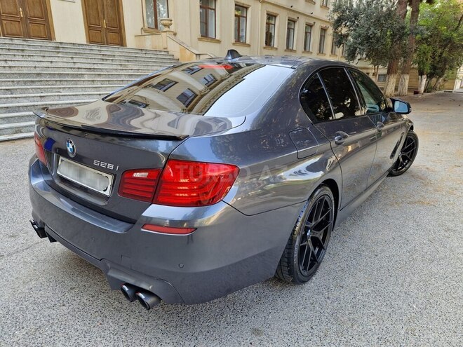BMW 528-5