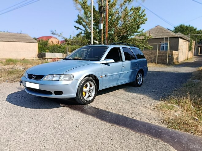 Opel Vectra 1998, 150,000 km - 2.0 l - Sumqayıt