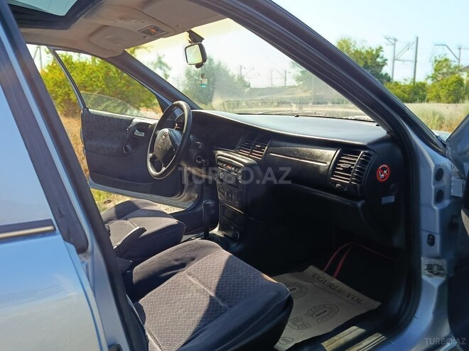 Opel Vectra 1998, 150,000 km - 2.0 l - Sumqayıt