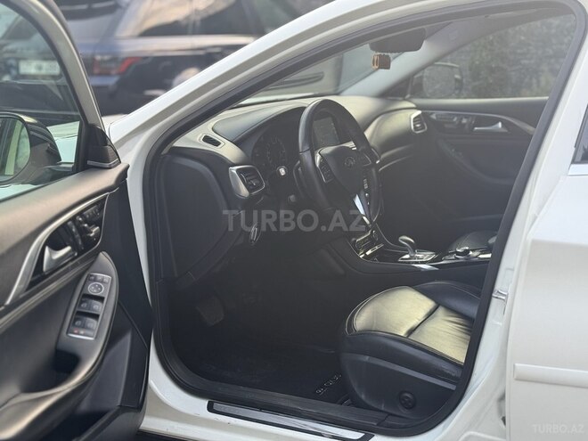 Infiniti Q30 2016, 95,000 km - 2.0 l - Bakı