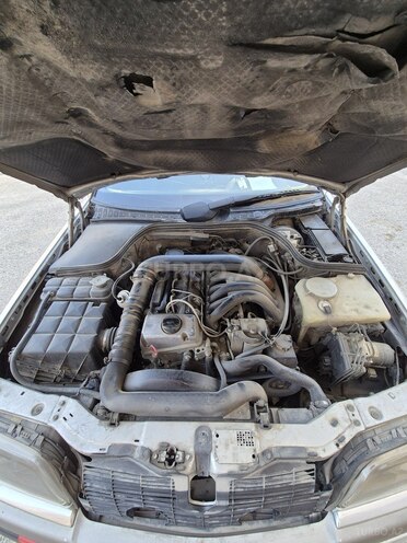 Mercedes C 250 1995, 362,240 km - 2.5 l - Bakı
