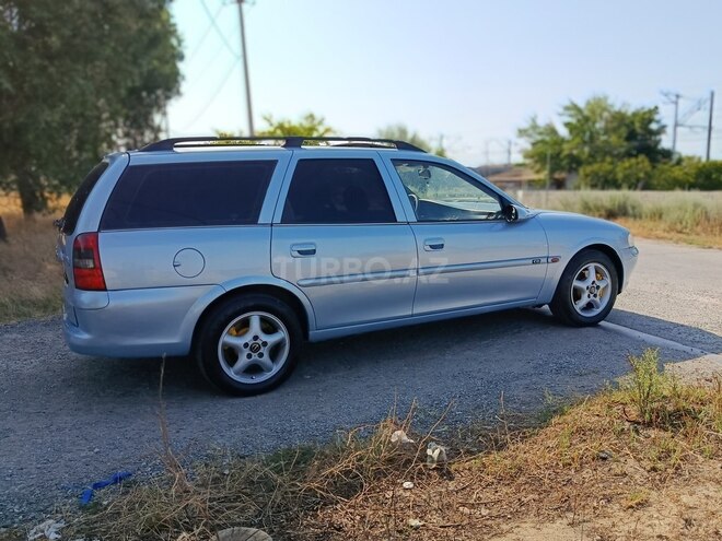Opel Vectra 1998, 150,000 km - 2.0 l - Sumqayıt