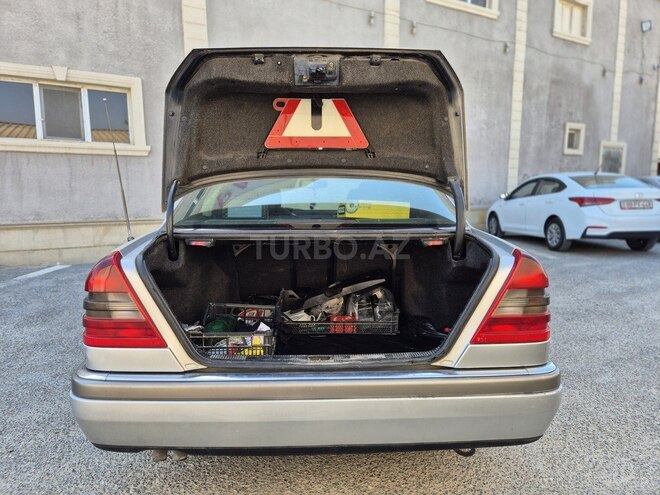Mercedes C 250 1995, 362,240 km - 2.5 l - Bakı