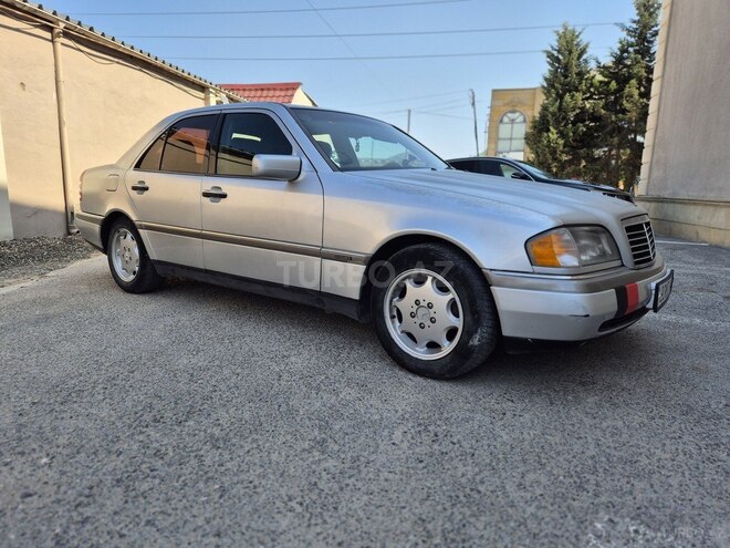 Mercedes C 250 1995, 362,240 km - 2.5 l - Bakı