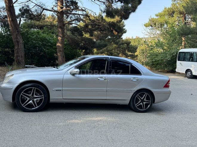 Mercedes C 240 2002, 121,125 km - 2.6 l - Bakı