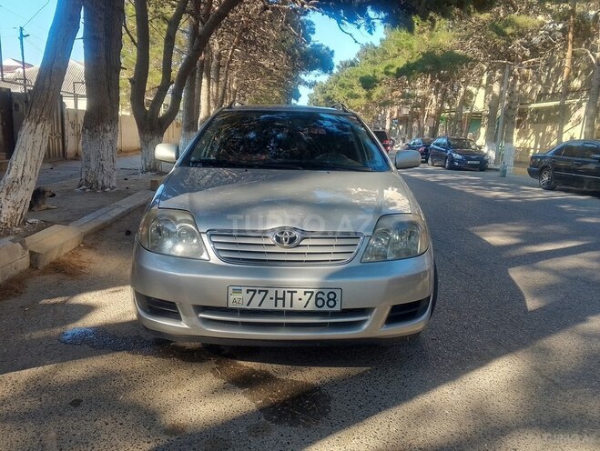 Toyota Corolla 2006, 230,450 km - 1.4 l - Salyan