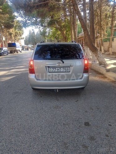 Toyota Corolla 2006, 230,450 km - 1.4 l - Salyan