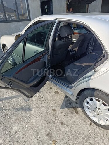Mercedes E 230 1997, 664,000 km - 2.3 l - Zaqatala