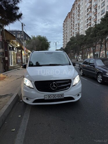 Mercedes Vito 116 2017, 334,000 km - 2.2 l - Bakı