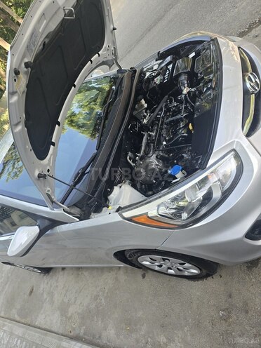 Hyundai Accent 2016, 121,000 km - 1.6 l - Qazax