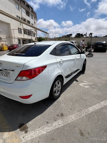 Hyundai Accent 2014, 211,000 km - 1.4 l - Bakı