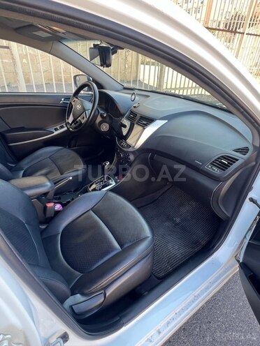 Hyundai Accent 2014, 211,000 km - 1.4 l - Bakı
