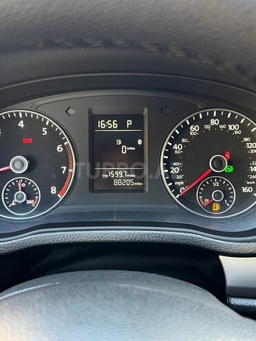 Volkswagen Passat 2015, 88,300 km - 1.8 l - Bakı