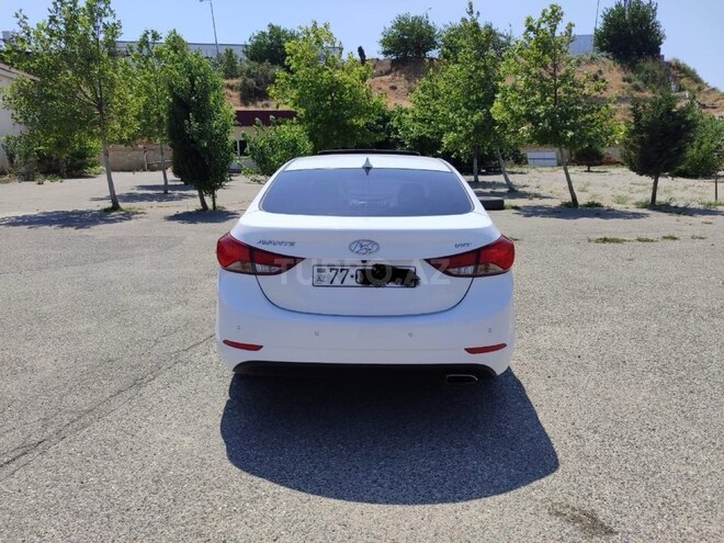 Hyundai Elantra 2015, 155,000 km - 1.6 л - Bakı