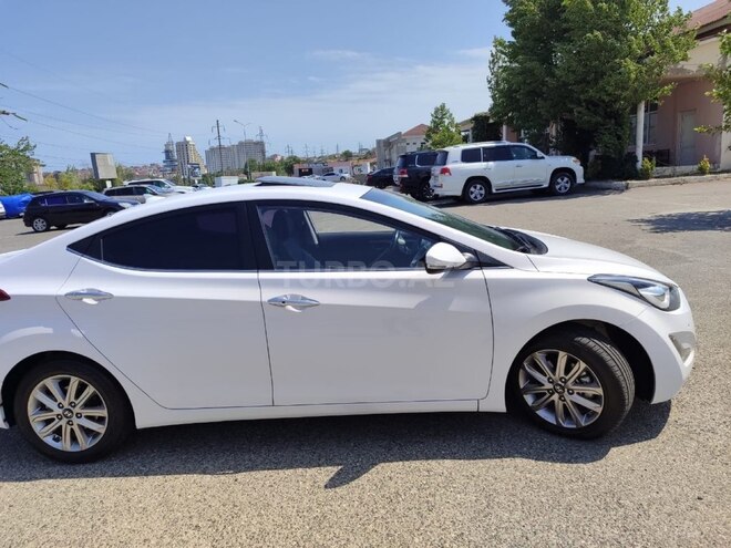 Hyundai Elantra 2015, 155,000 km - 1.6 л - Bakı