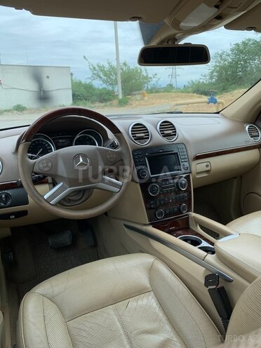 Mercedes GL 500 4MATIC 2011, 178,000 km - 5.5 l - Xaçmaz