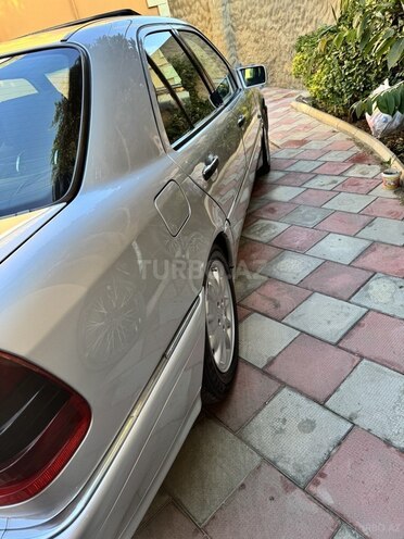 Mercedes C 220 d 1999, 350,000 km - 2.2 л - Sumqayıt