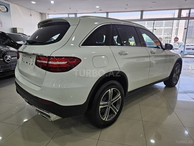 Mercedes GLC 300 4MATIC 2018, 196,923 km - 2.0 l - Bakı